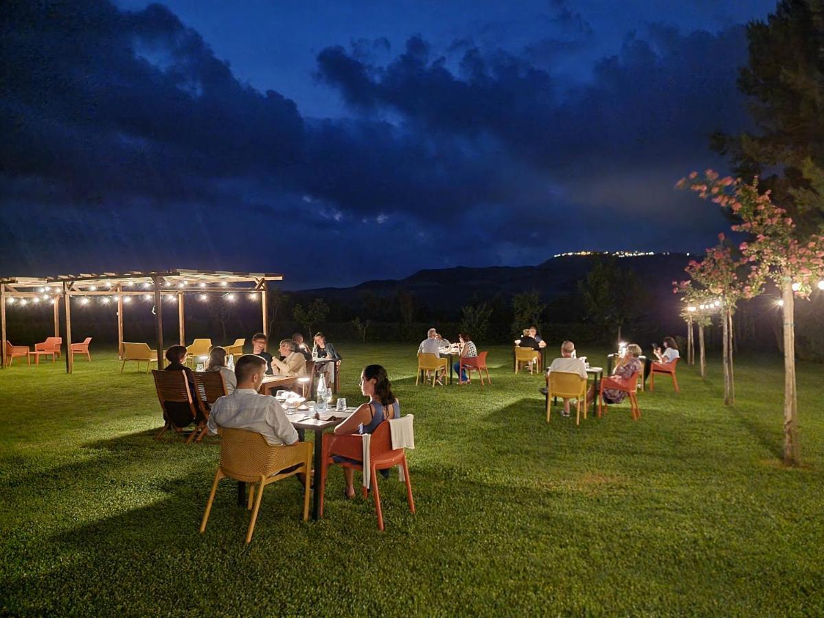 Agriturismo Essentia Dimora Rurale Larino Екстер'єр фото