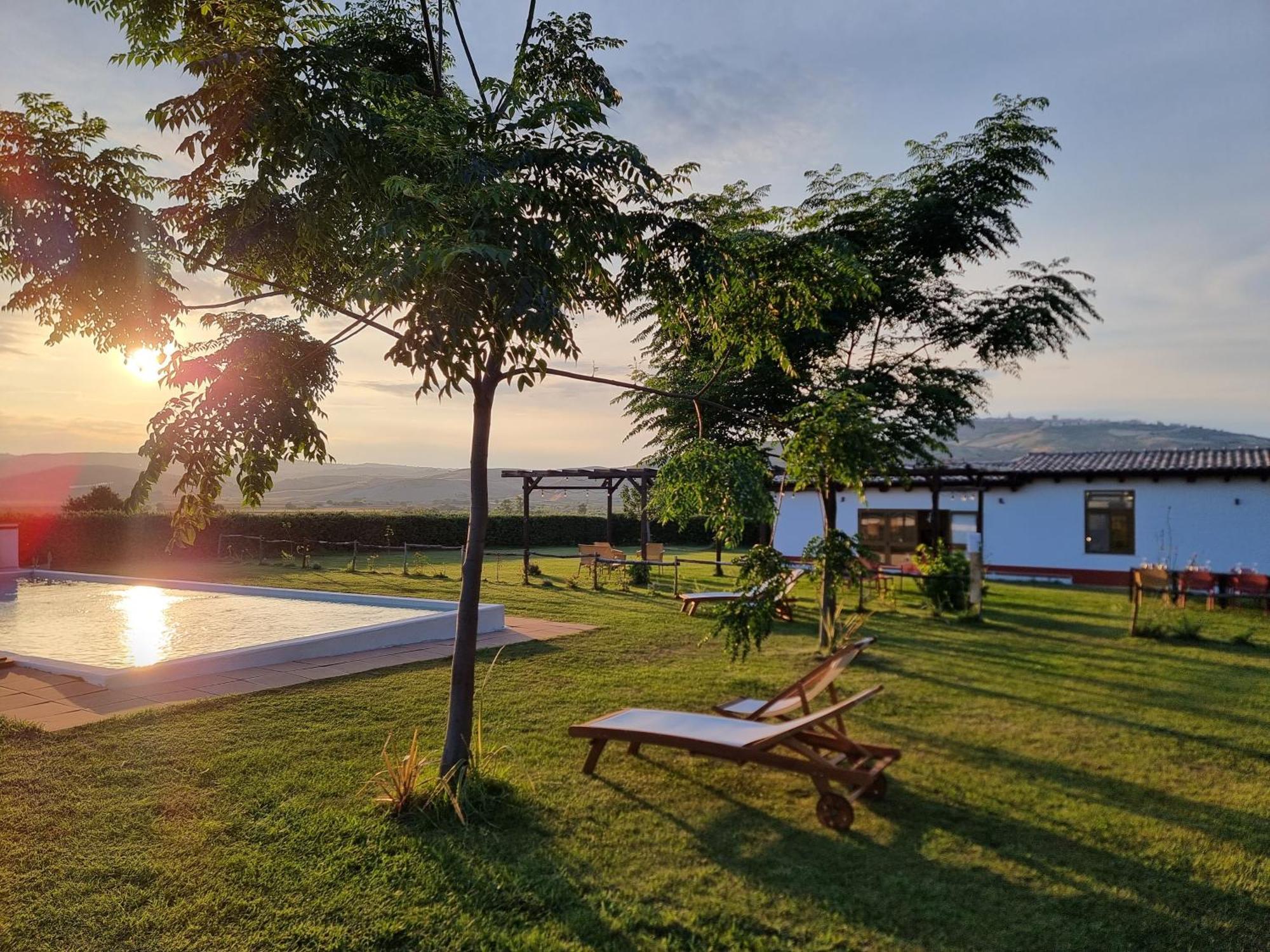 Agriturismo Essentia Dimora Rurale Larino Екстер'єр фото
